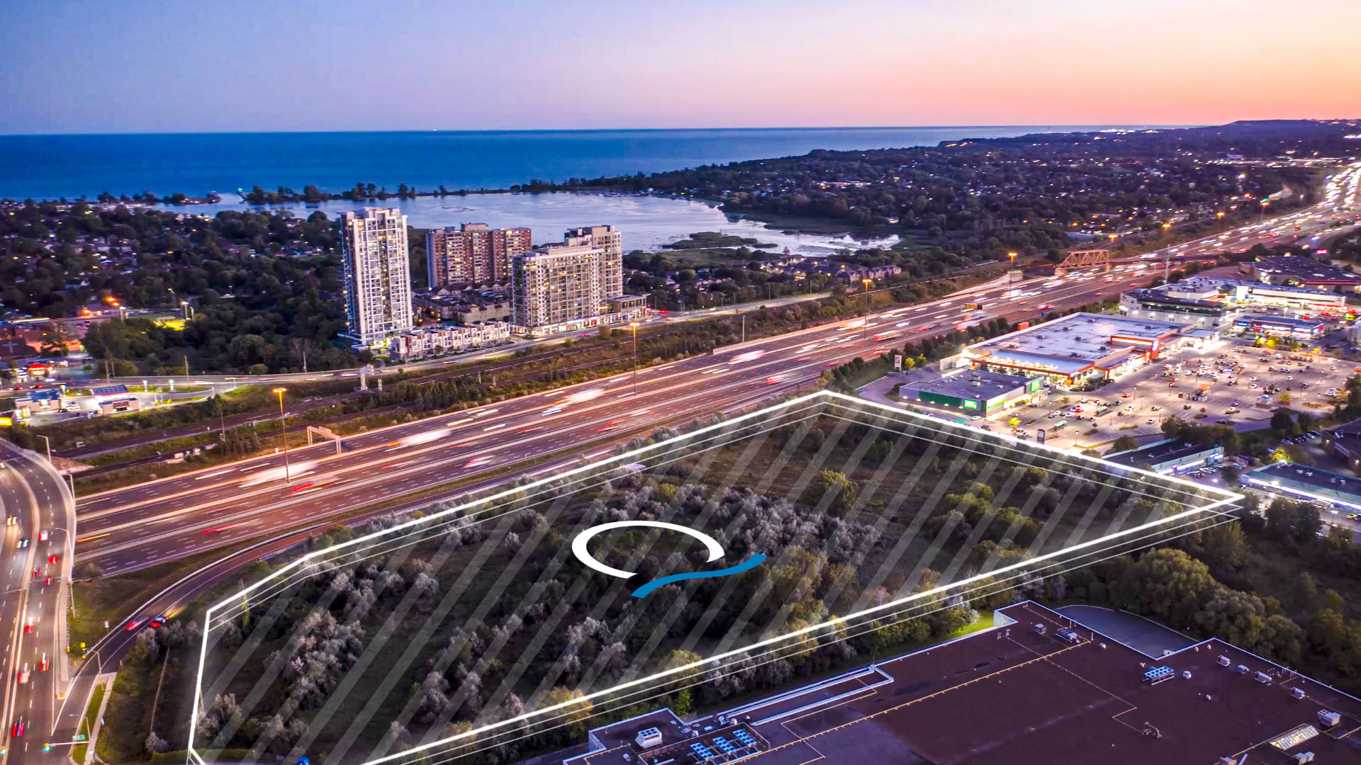 Site location beside Highway 401 and the waterfront elevation, VuPoint Tower 2